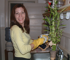 christine washes dishes